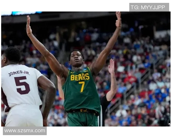 疯三八强战精彩回顾：弗拉格表现出色杜克晋级佛罗里达上演惊天逆转