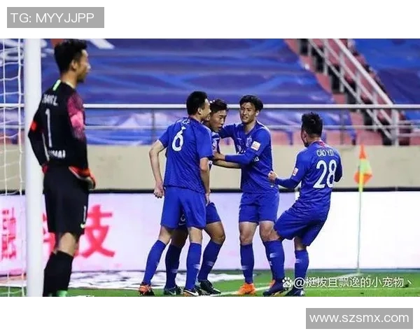 足协裁判评议揭示VAR失误与漏判红牌引发热议